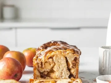 apple cinnamon swirl babka with cinnamon glaze