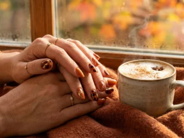 cute pumpkin nails fall designs
