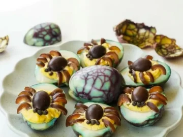 halloween spooky deviled tea eggs