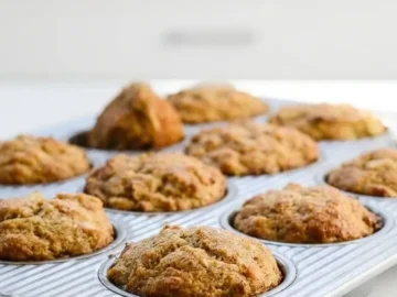 healthy apple muffins