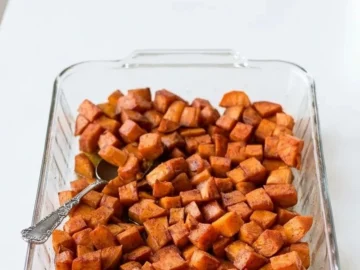 roasted sweet potatoes with cinnamon and honey butter