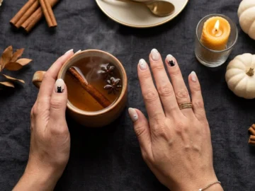 spooky black cat ghost nail art ideas